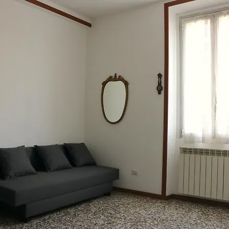 Le Residenze Della Poetessa